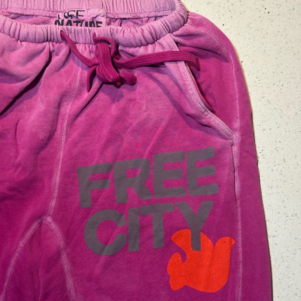 FREECITY POCKET SUNFADES sweatpants / excellent pre-loved condition!